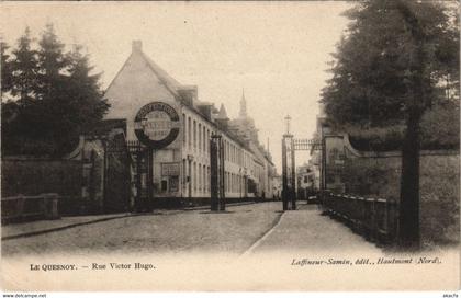 CPA Le QUESNOY - Rue VICtor Hugo (135968)