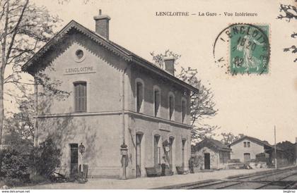 LENCLOITRE     LA GARE