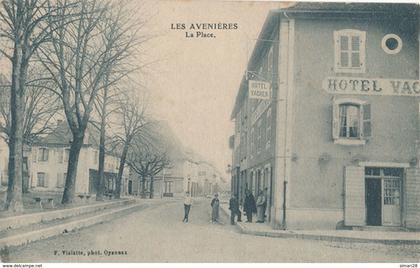 LES AVENIERES - LA PLACE