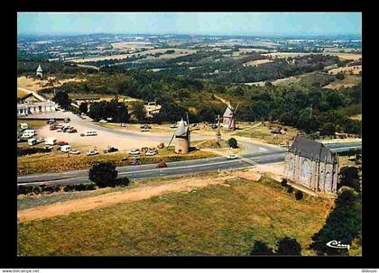 85 - Les Herbiers - Les Mont des Alouettes aux environs des Herbiers - La Chapelle en granit - Moulins - Vue aérienne -