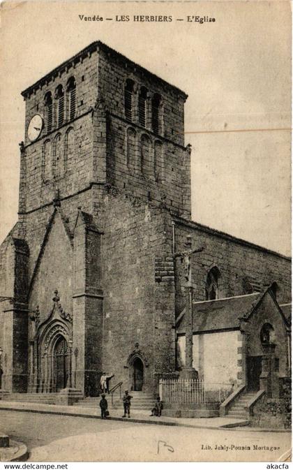 CPA AK Les HERBIERS - Église (637002)