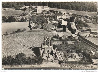 CPSM 85 LES HERBIERS - En avion au dessus de Les Herbiers - Panorama du calvaire et de l'Hôpital - Carte rare