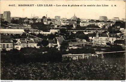 CPA LES LILAS BAGNOLET - Les Clos a Peches - Mairie des Lilas (1352987)