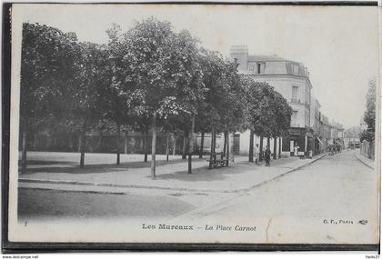 Les Mureaux - Place Carnot