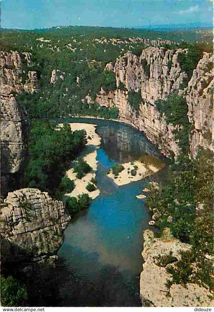 07 - Les Vans - Bois de Paiolive - La Vallée du Chassezac - les Falaises, vers le bois de Païolive - Vue aérienne - CPM