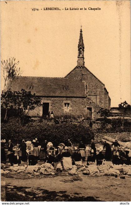 CPA Lesconil - Le Lavoir et la Chapelle (1033235)