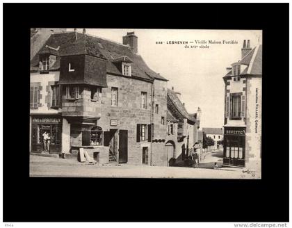 29 - LESNEVEN -