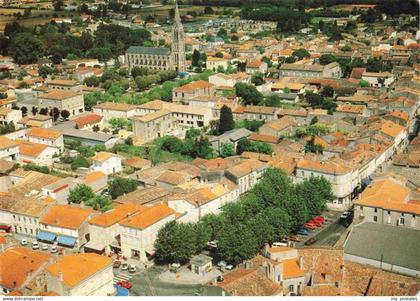 13999506 Lesparre-Medoc Centre ville vue aérienne