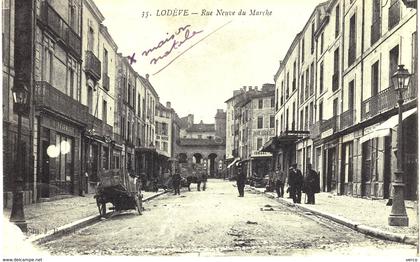 Carte POSTALE  Ancienne de  LODEVE - Rue neuve du marché