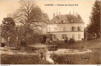 CPA LORMES Chateau de Grand Pre Nievre (100609)