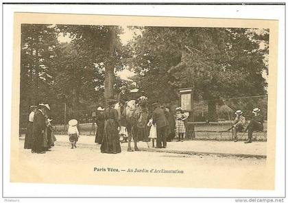 PARIS  - (Série Paris Vécu) AU JARDIN D'ACCLIMATATION