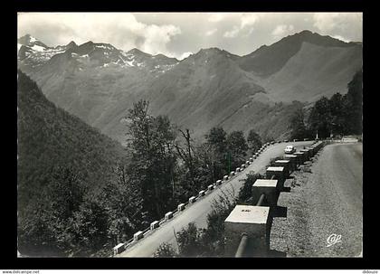 31 - Luchon - Route de Luchon à Superbagnères - Carte dentelée - CPSM grand format - Voir Scans Recto-Verso