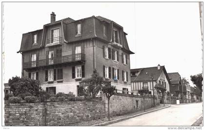 Carte Postale Ancienne de LUXEUIL LES BAINS