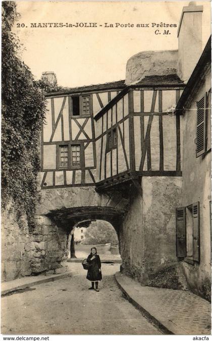 CPA MANTES-la-JOLIE - La Porte aux Pretres (102860)