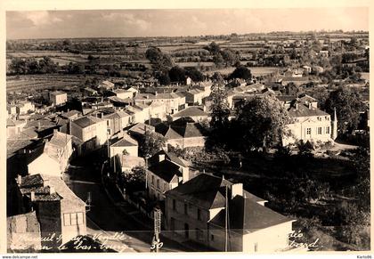 mareuil sur lay dissais * vue sur la bas bourg du village * carte photo * photographe R. GAUBARD