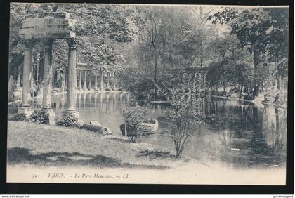 PARIS     LE PARC MONCEAU