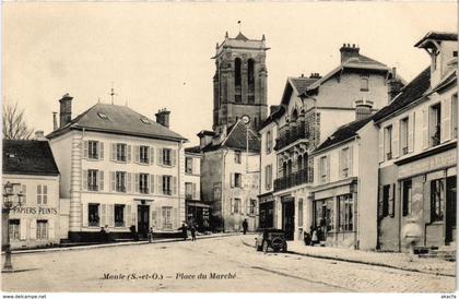 CPA MAULE - Place du Marché (102431)