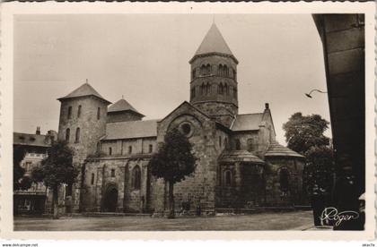 CPA Mauriac Eglise FRANCE (1090208)