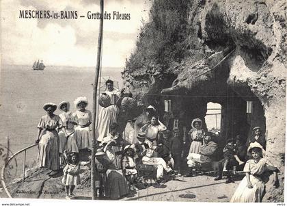 Carte postale ancienne de MESCHERS les BAINS - Les Fileuses