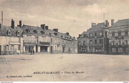 MESLAY DU MAINE     PLACE DU MARCHE