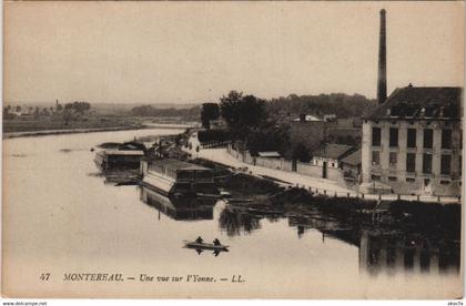 CPA MONETEAU Un vue sur I'Yonne (806679)