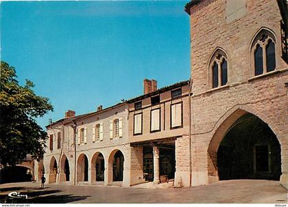 47 - Monflanquin - La Cornière Haute et la Maison du Prince Noir - CPM - Voir Scans Recto-Verso