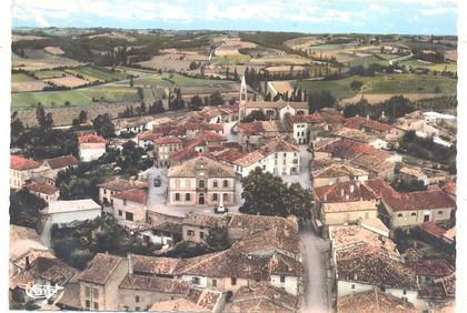 82 // MONTCLAR DE QUERCY, Panorama aérien, SPADEM, édit, CPSM