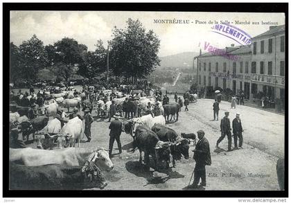 cpa  du 31 Montréjeau place de la Salle , marché aux bestiaux  cachet vaguemestre  CML2