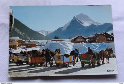 Cpm 1974, Morzine, les traineaux, pointe de Nyon, Haute Savoie 74