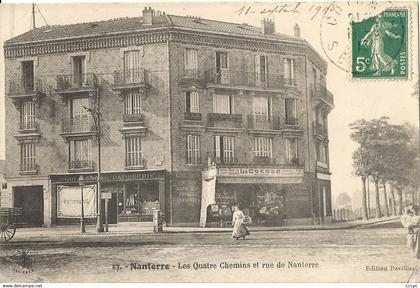 CPA Nanterre Les Quatre Chemins et rue de Nanterre