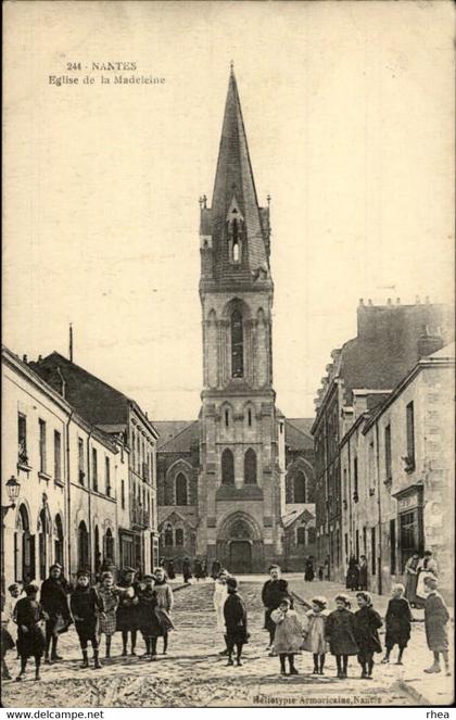 44 - NANTES Eglise de la Madeleine -