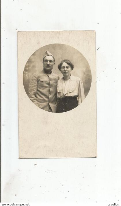 NARBONNE (AUDE) CARTE PHOTO MILITAIRE EN COUPLE (PHOTO SALLIS NARBONNE)