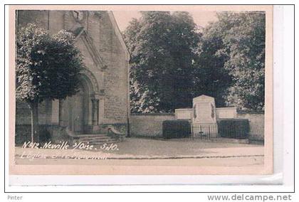 NEUVILLE SUR OISE - L'église et le Monument - carte photo