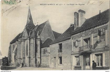 Neuvy-le-Roi - La Place de l'Eglise