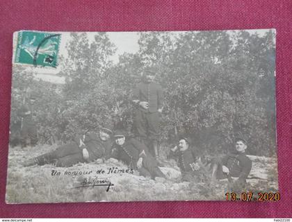 CPA - Carte-Photo - Nîmes - Militaires