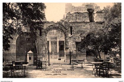 Nîmes - Temple de Diane