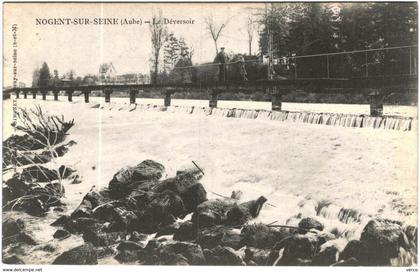 Carte Postale Ancienne de NOGENT SUR SEINE-Le Déversoir