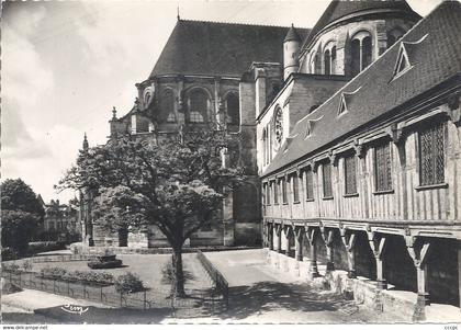 CPSM Noyon Bibliothèque