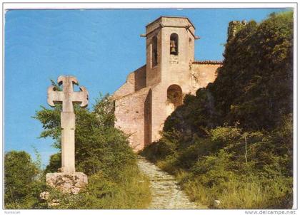 Oppede-le-Vieux..belle vue de l'église Notre-Dame-d'Alidon