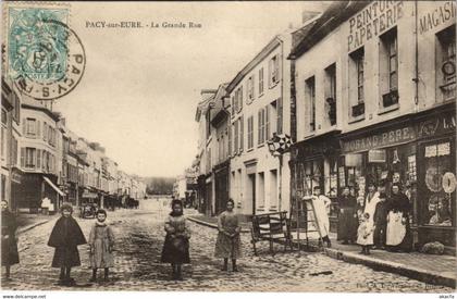 CPA PACY-sur-EURE - La Grande Rue (43305)