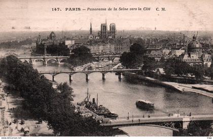 Paris - Panorama de la Seine vers la Cité