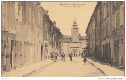 13 // PEYROLLES   rue de l'horloge (horizontale)