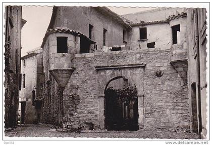 PEZENAS (Hérault) - Echauguettes du XVe siècle - Corp de garde des anciennes prisons