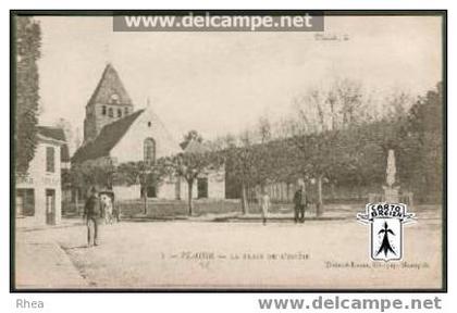 78 Plaisir - 2 - PLAISIR - La Place de l'Eglise - cpa