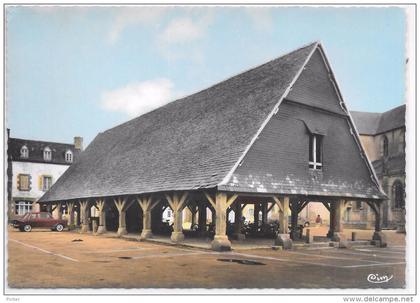 PLOUESCAT - Les Halles