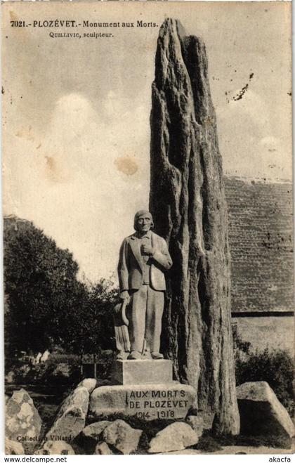 CPA Plozevet - Monument aux Morts (1033228)