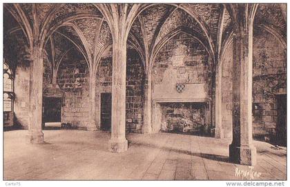 Poitiers 86 - Intérieur Tour Maubergeon - Cheminée - Blason - 1957