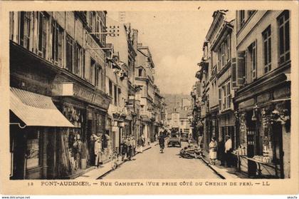 CPA PONT-AUDEMER - Rue Gambetta (43296)