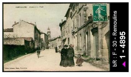 30 Remoulins - REMOULINS - Avenue du Pont - avenue du pont - cpa -  /  D30D  K30212K  C30212C