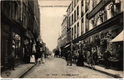 CPA RIOM - Rue St-Amable (72689)